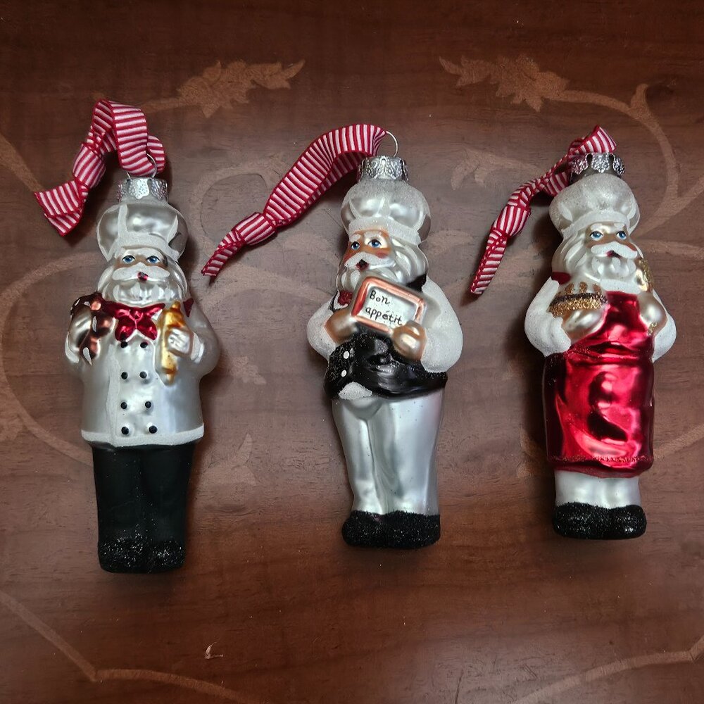 SET 2012 WILLIAMS-SONOMA SANTA CHEF COOK HAND PAINTED GLASS CHRISTMAS ORNAMENTS